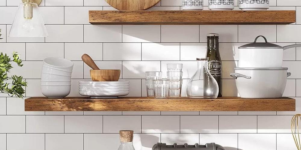 Houten planken voor in de keuken die mooi en handig zijn